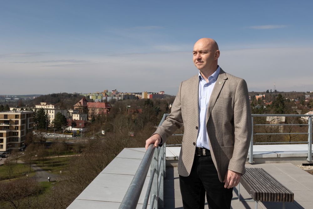 Milan Stengl dekan LF Plzen 013