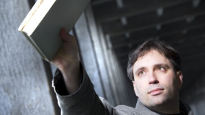 Janiš: Dobrý překlad má být jako čisté čelní sklo auta