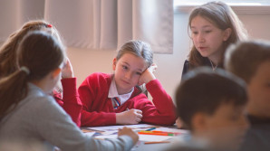 Didaktikon má další rozměr: Vzdělávají v něm sami studenti