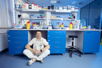 Jaroslav_Hrabk_Biomedicinske_centru_02_original