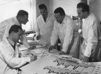 AKTUALITY-10826-version1-karel_raska_se_svymi_spolupracovniky_original