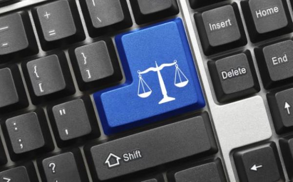 Studenti založili Právnický akademický blog. Učí psát odborné články