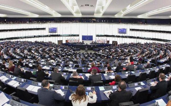 Získejte placenou pracovní stáž v Evropském parlamentu