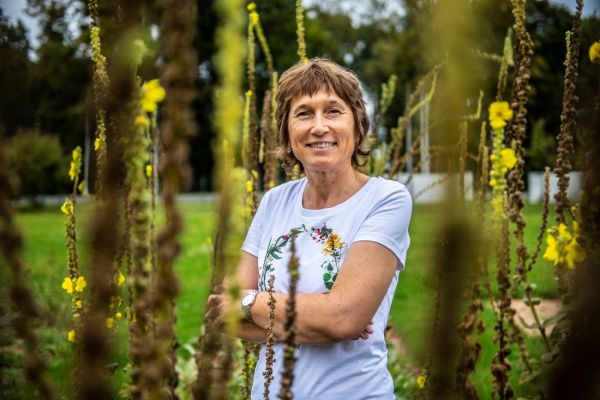Výuka a kontakt se studenty ji naplňuje víc než lékárna