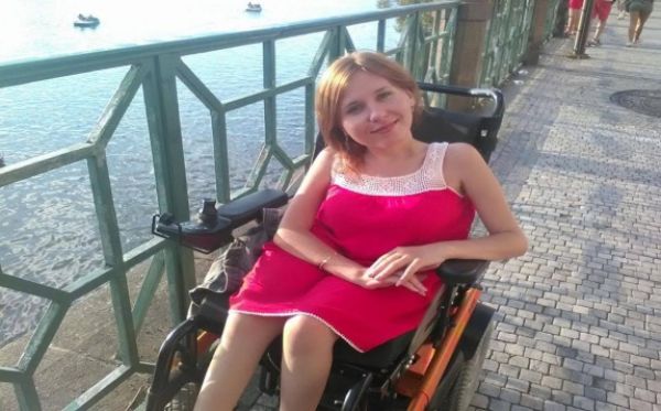 &quot;If not you, then who; if not now, then when?&quot; says wheelchair-bound student from Moldova