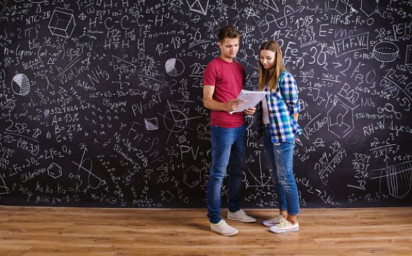 Na letní škole se nejen diskutovalo o výuce matematiky, ale i tančilo