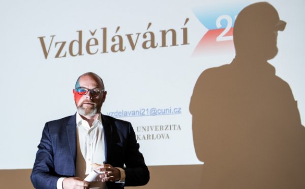 Univerzita Karlova spustila think-tank Vzdělávání21