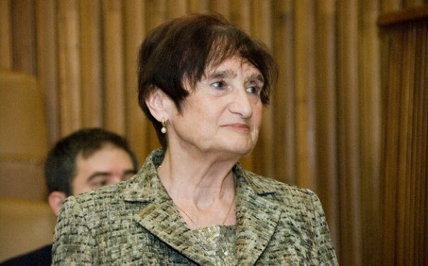 Medaile Učené společnosti získali profesorka Říhová a profesor Pultr