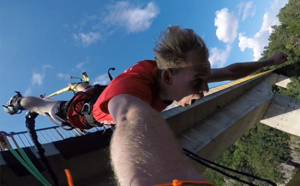 Tomáš Malimánek se pro bungee jumping narodil