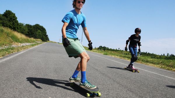 Obrazem: Longboarding - čtyři kolečka, jedna láska