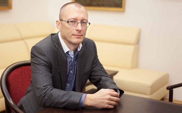 Profesor Aleksi Šedo povede 1. lékařskou fakultu UK další čtyři roky