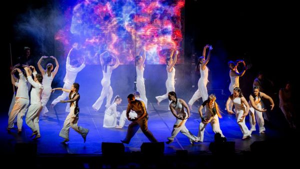 Čtyři elementy okouzlily FTVS, teď zam&iacute;ř&iacute; do světa