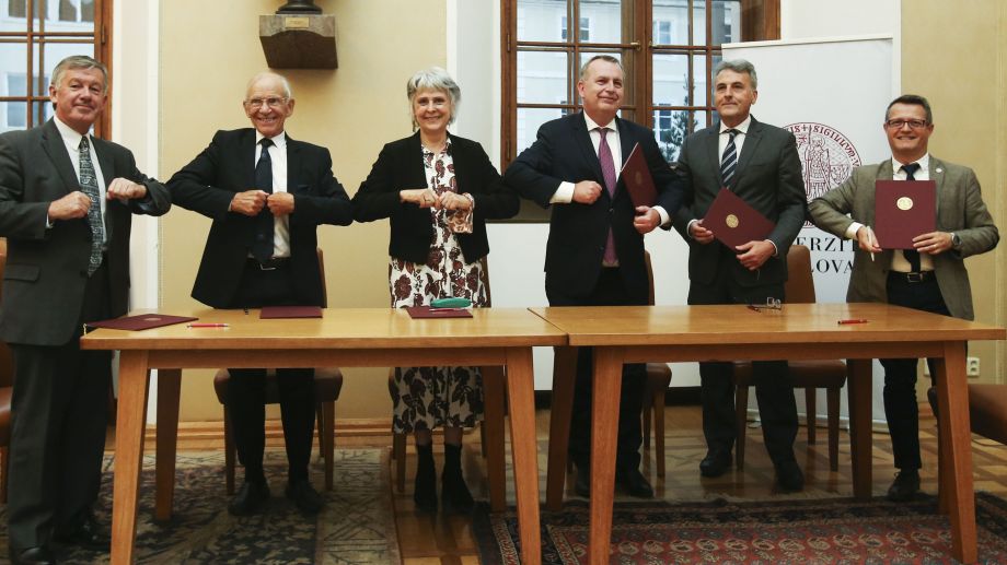 Prague Declaration II signed at CU