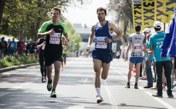 Pohár rektora zůstane doma! Univerzitní maraton vyhráli studenti FTVS UK