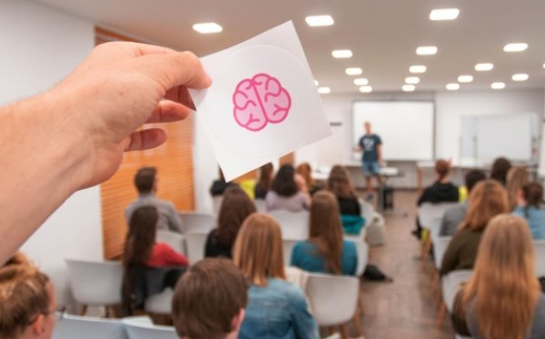 Aplikace Cerebro pomáhá studentům, její tvůrce na psychiatrii