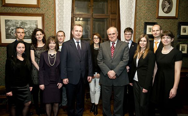 Medaili Josefa Hlávky obdržel matematik Aleš Pultr, ocenění získalo 11 studentů UK
