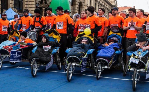 Handicapované děti zářily v cíli půlmaratonu štěstím