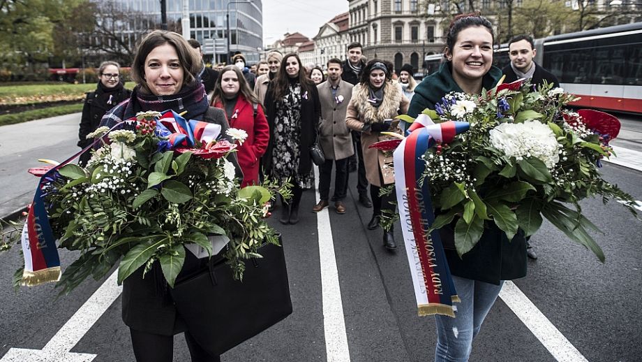 In pictures: Czechs mark 17 November