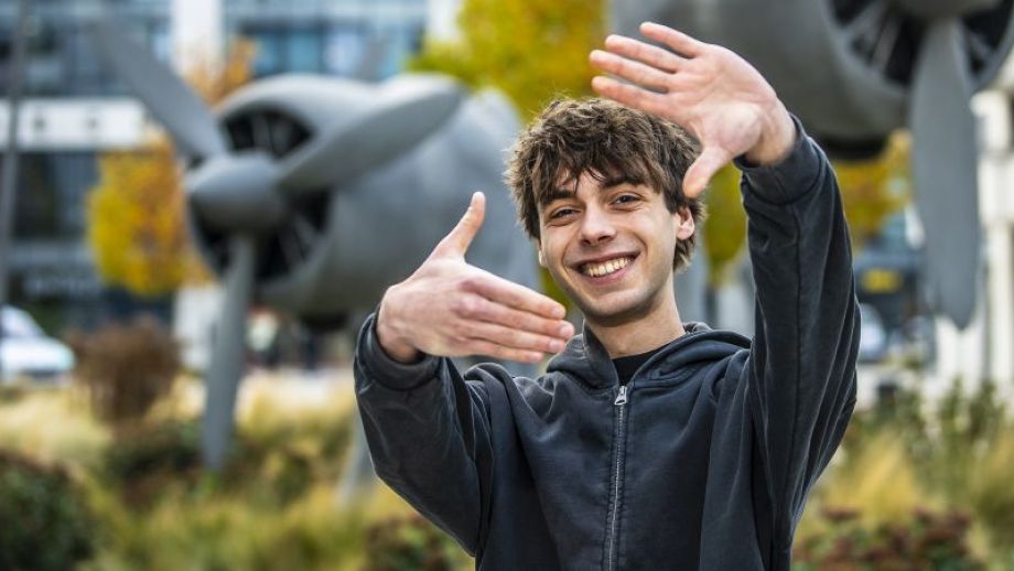 Oslaben&iacute; důvěry  v&nbsp;m&eacute;dia  a&nbsp;vědu posiluje konspirace