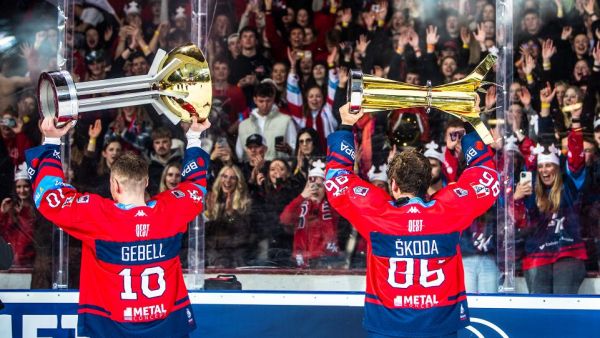 Bitva  o&nbsp;Prahu skončila v&iacute;tězně pro Karlovku, d&aacute;l kraluje lize